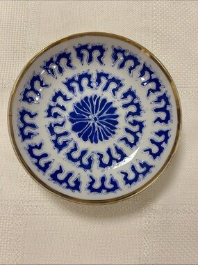 vintage ISCO Japanese Porcelain Ware dish decorated in Hong Kong